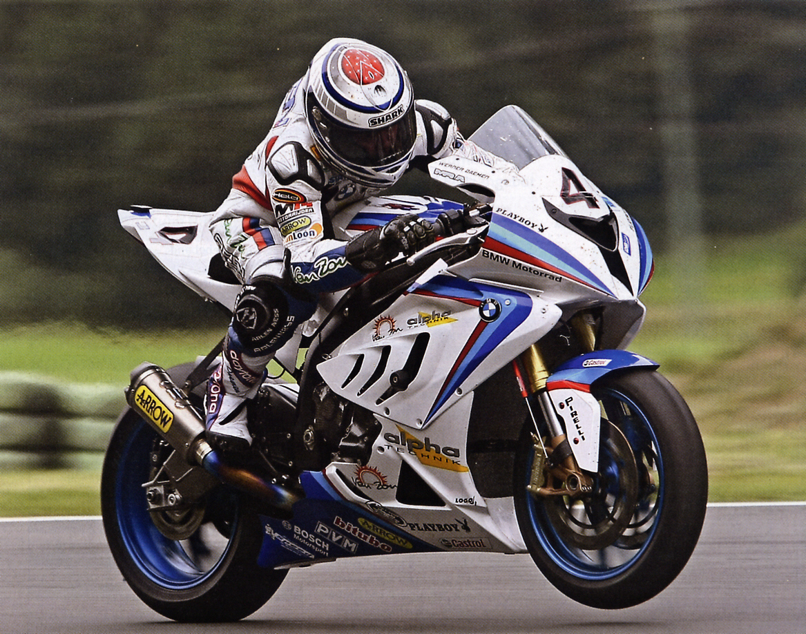 BMW_S1000RR_2009_2.jpg