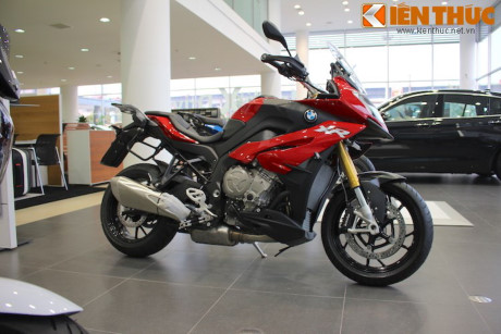 BMW S1000XR