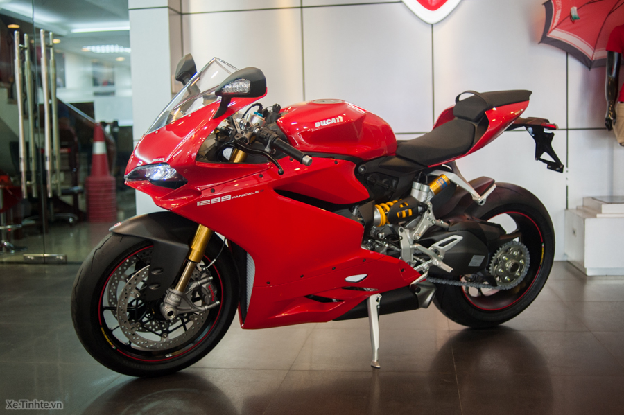 Mẫu xe độ hoàn hảo Ducati 1299 Panigale S Streetfighter