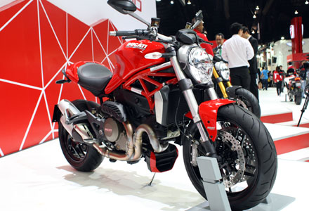 Ducati Monster 1200