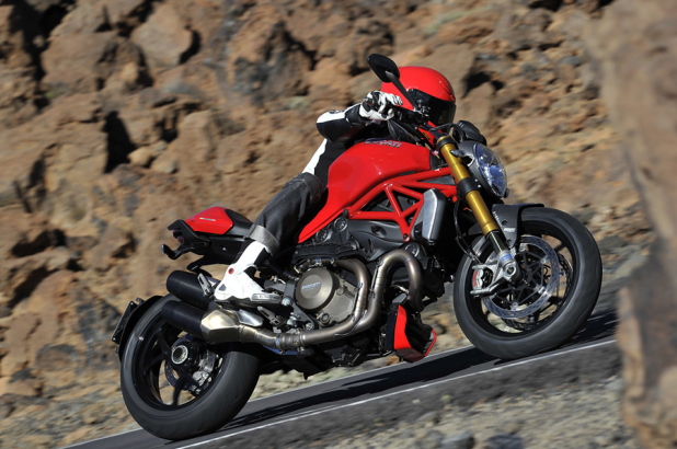 Ducati Monster 1200S