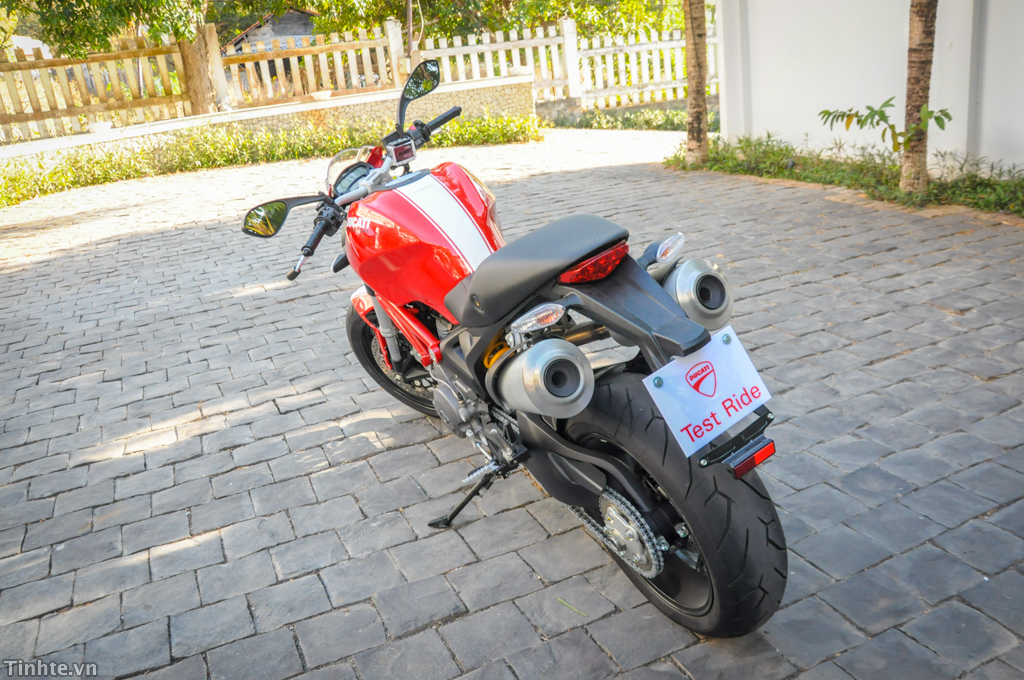 Ducati Monster 796