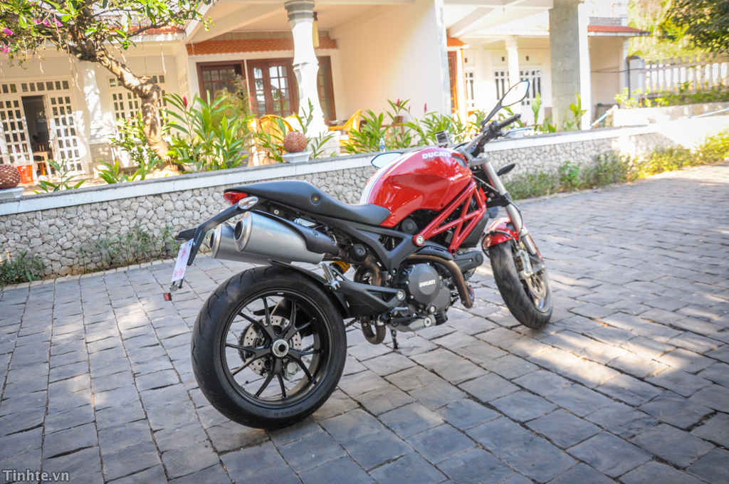 Hình ảnh Ducati Monster 796 ABS chính hãng ở Việt Nam Naked giá 400 triệu  đồng