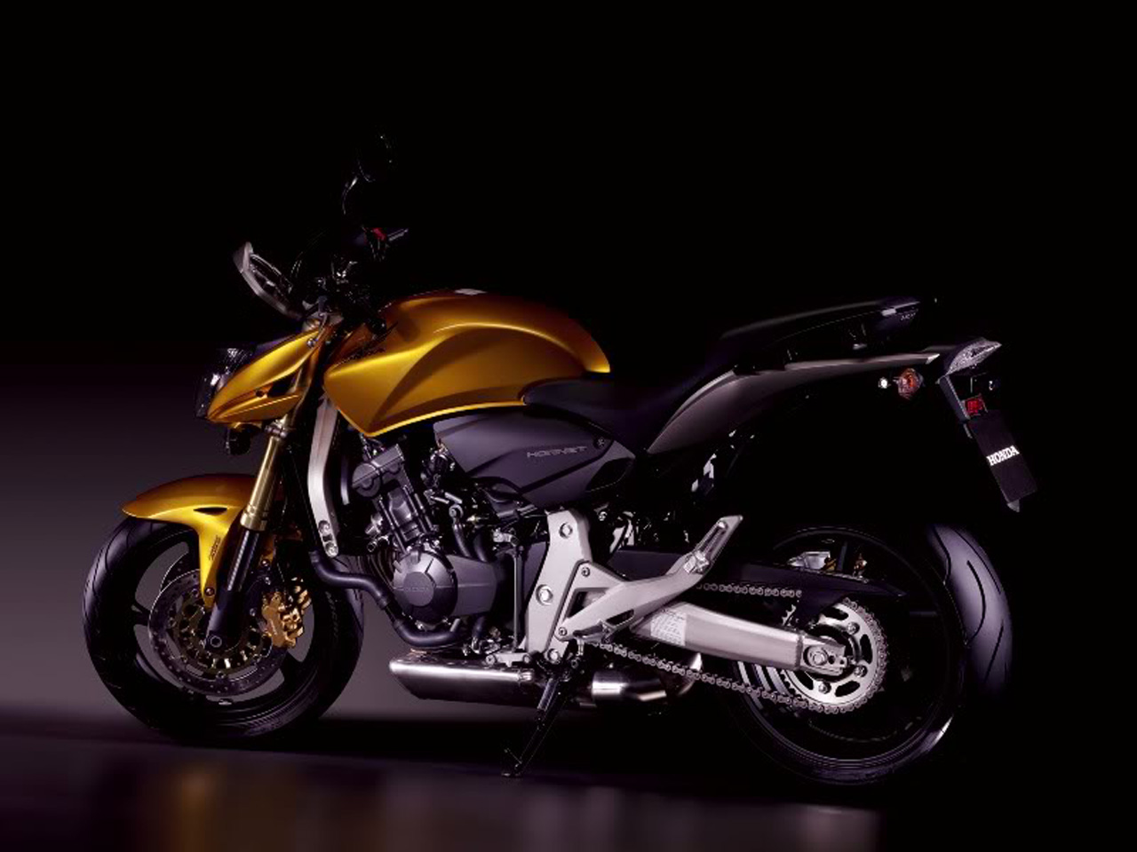 Honda CB600F độ siêu chất của một biker Sài Thành  2banhvn
