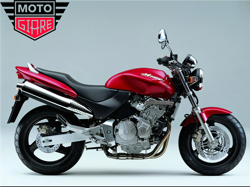 Môtô tầm trung Honda CB600F 2011 đổ bộ Việt Nam