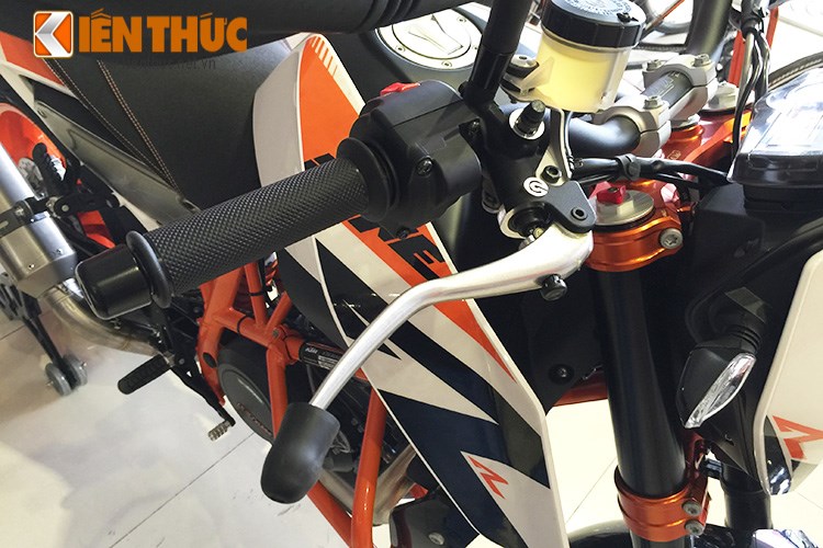 Ktm Duke 690 R - Motogiare.Com