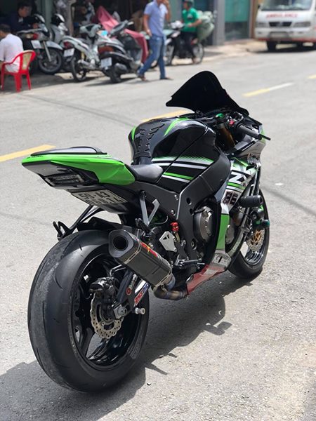 Kawasaki Ninja ZX10R  Dòng xe thể thao hiệu suất cao  Hiệu suất sẵn sàng  cho cuộc đua