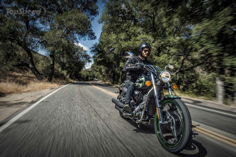 Kawasaki Vulcan 900 Custom 2015