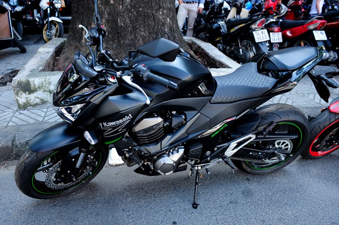 Kawasaki Z800 ABS 2015